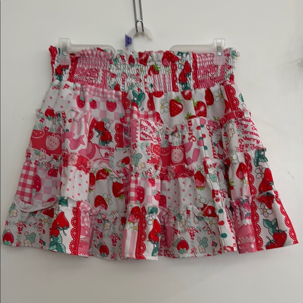 Womens Strawberry Patchwork Ruffled Skirt - Like New - Size XL (fits like L)